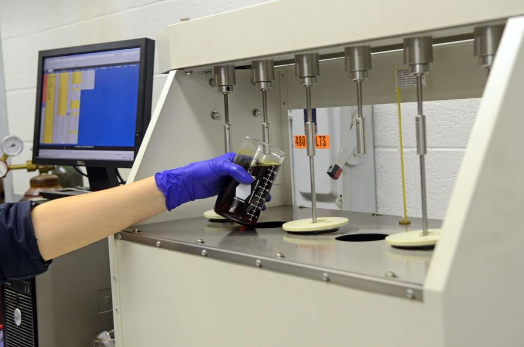 Rust and oxidation inhibitor test